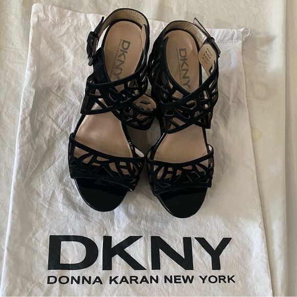 DKNY Wedge black summer casual party date night  velvety sandals size 36.5 - Picture 1 of 9